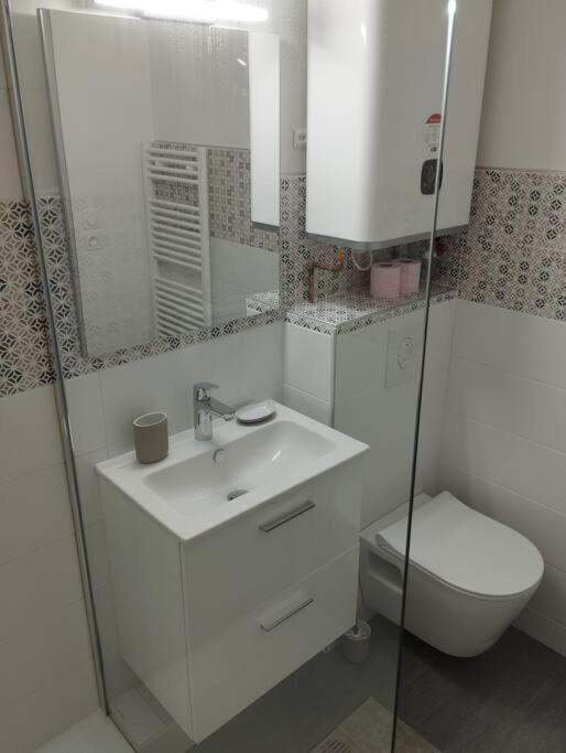 Studio Climatise Et Spacieux Situe Pres Des Parcs Vichy Exteriör bild